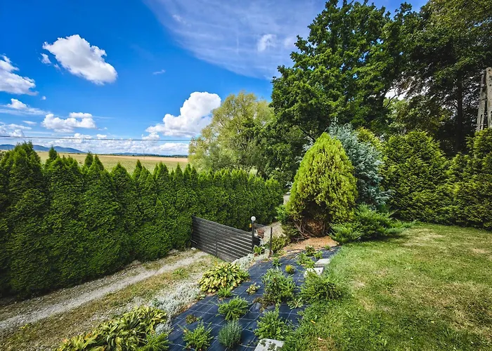 Sosnowa 61 Dom wakacyjny *